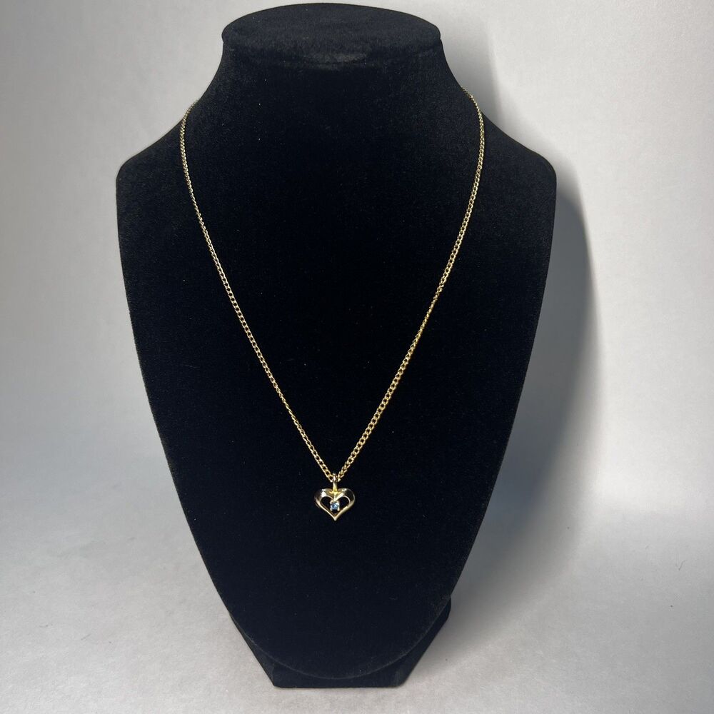 Vintage Gold Tone Open Heart Pendant Necklace Blue Rhinestone Stone USA 17.5”